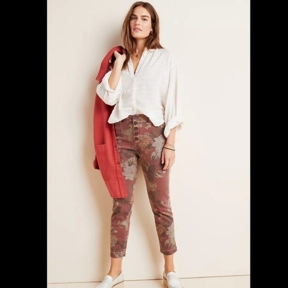 Host Pick 🥳 Pilcro Rose Print Denim Jeans - Picture 3 of 14